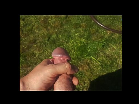 ❤️ A boazona fica com a rata rosa fodida e ejacula com um esguicho num jardim de Verão ☑ Porno bonito em pt.kassa-standupbar.ru ️❤